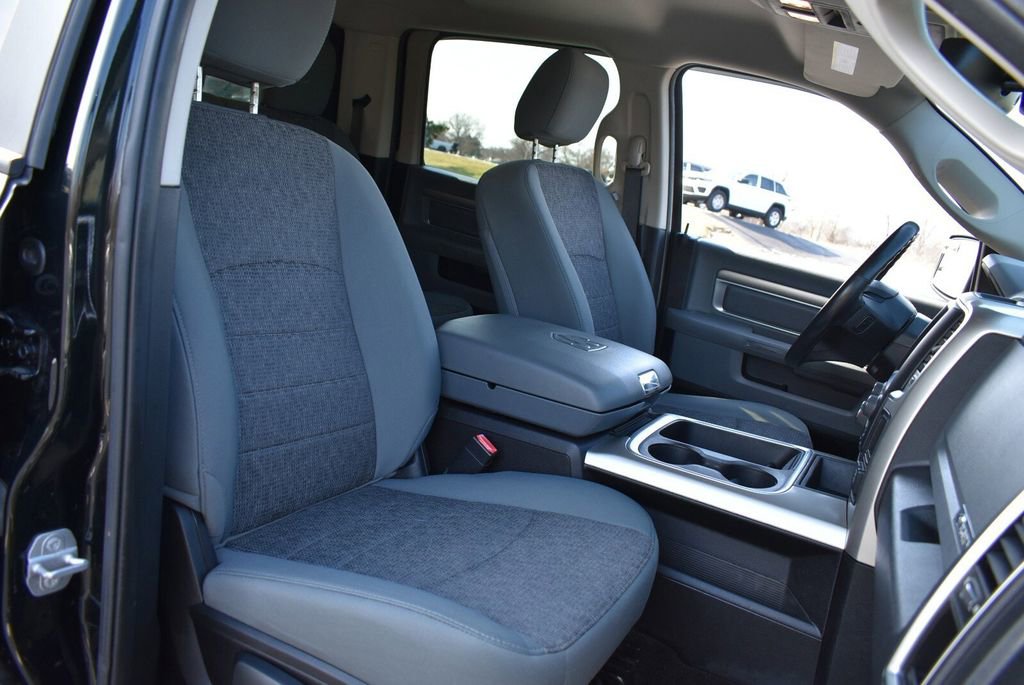 Used 2016 RAM 1500 Big Horn image 31