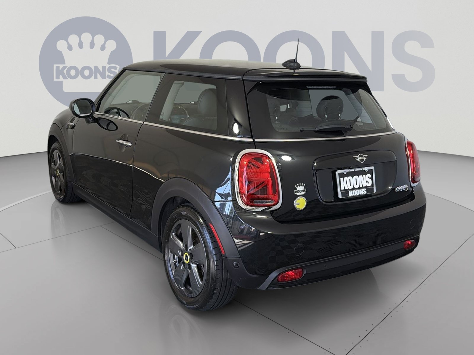 Used 2024 MINI Cooper SE FWD image 4