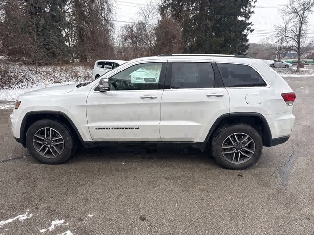 Certified 2022 Jeep Grand Cherokee Limited w/ Tech Group image 2