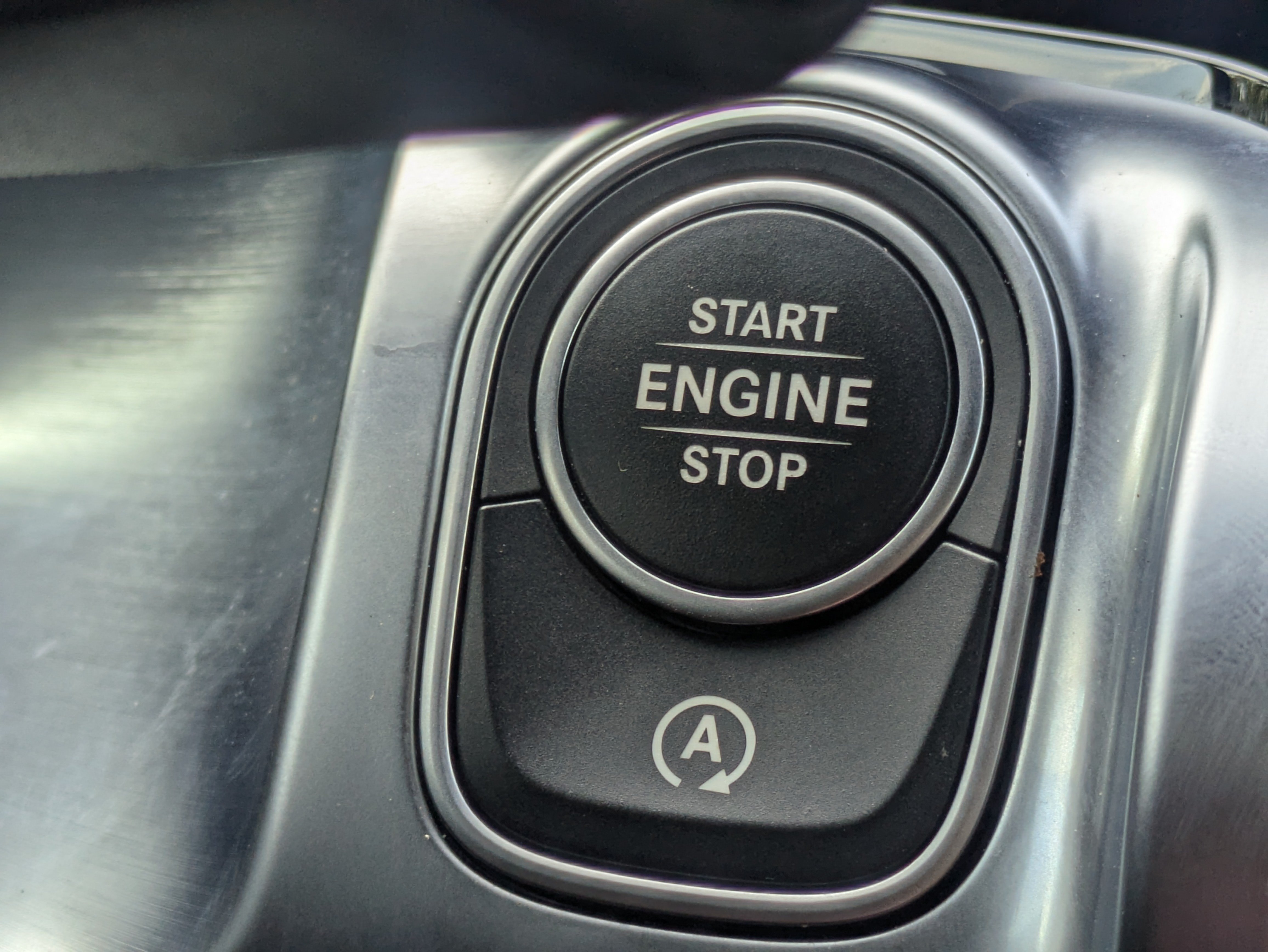 Certified 2025 Mercedes-Benz GLB 250 image 25
