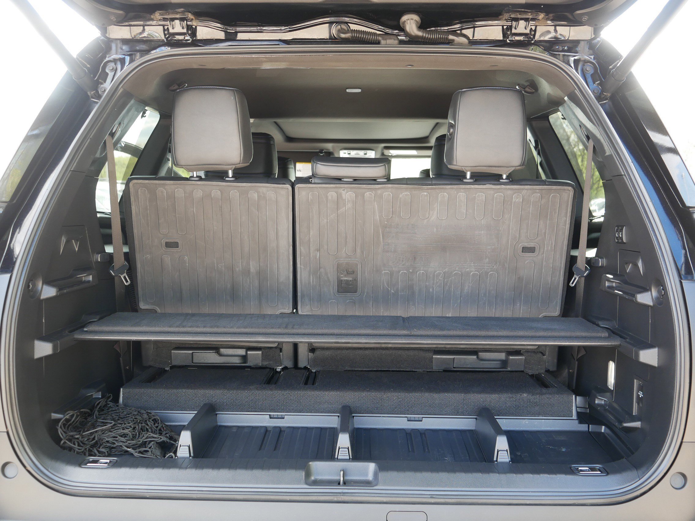 Used 2024 Toyota Sequoia Platinum AWD/4WD image 18
