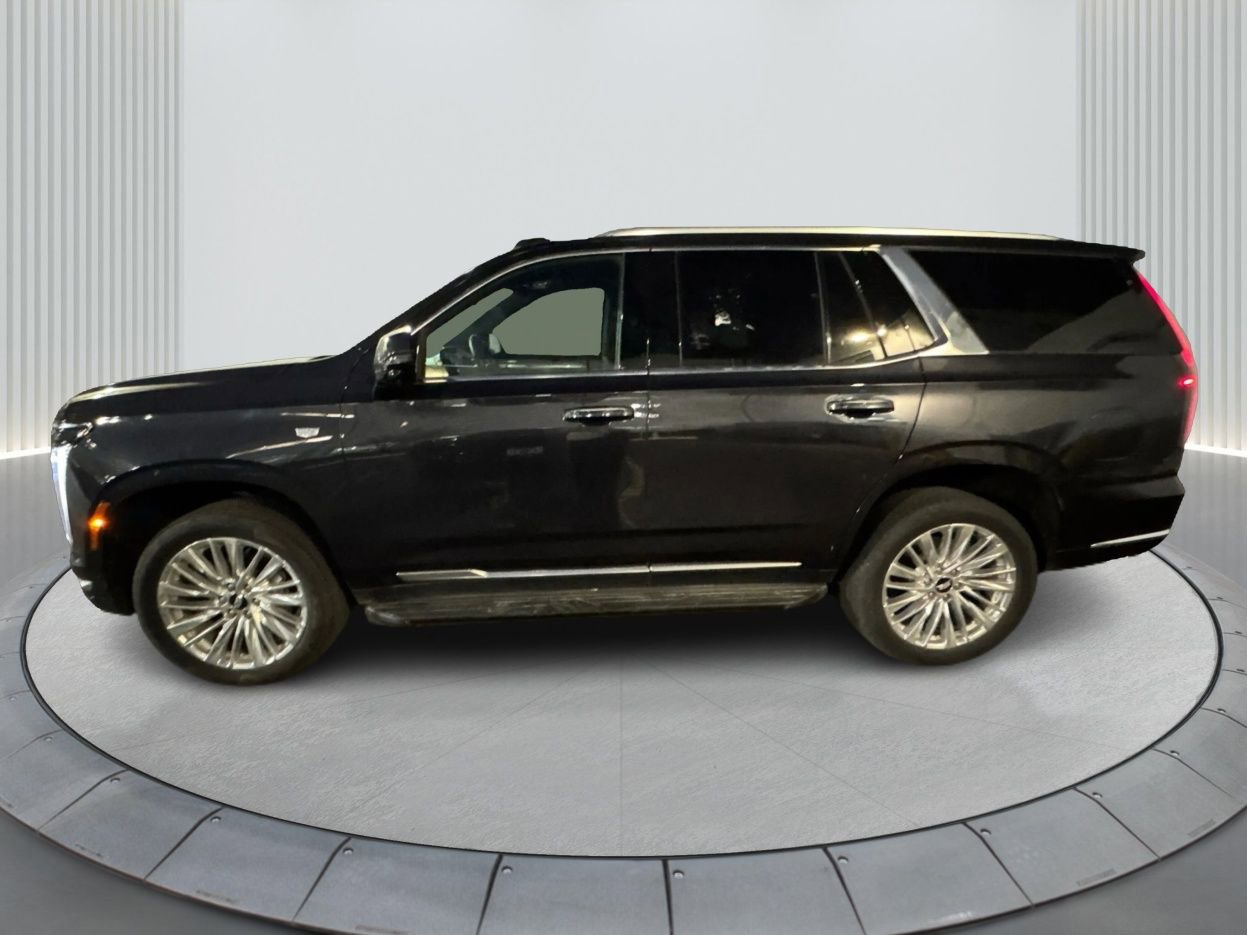 Used 2025 Cadillac Escalade Premium Luxury image 9