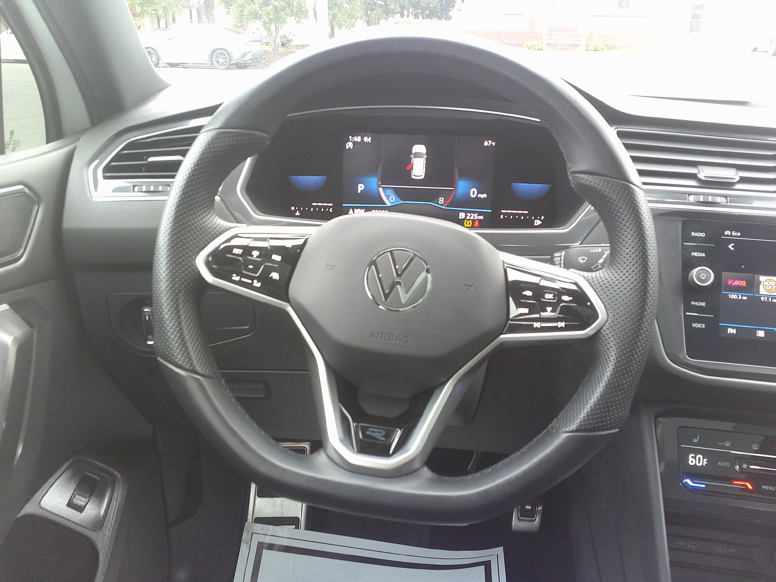 Used 2022 Volkswagen Tiguan SE R-Line AWD/4WD image 18