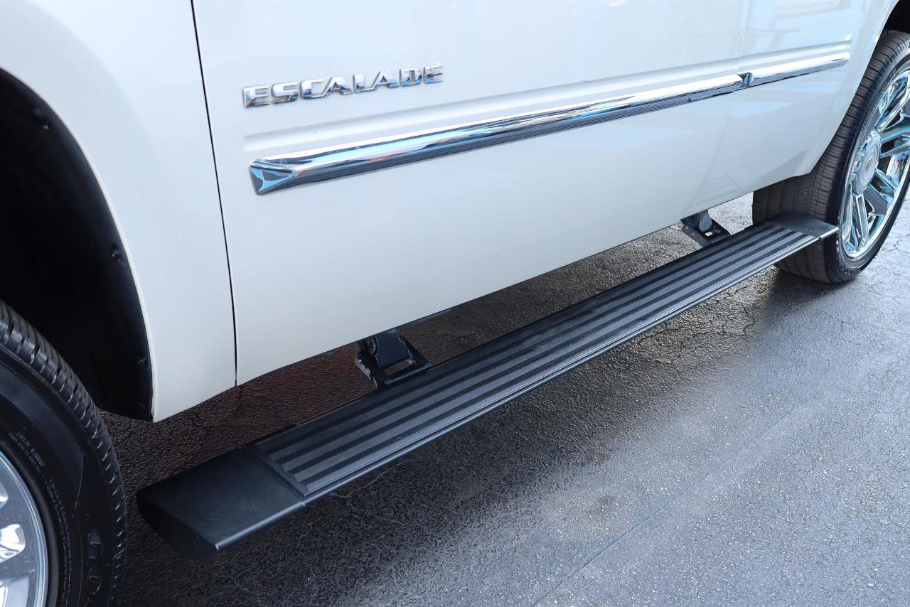 Used 2014 Cadillac Escalade Platinum image 5