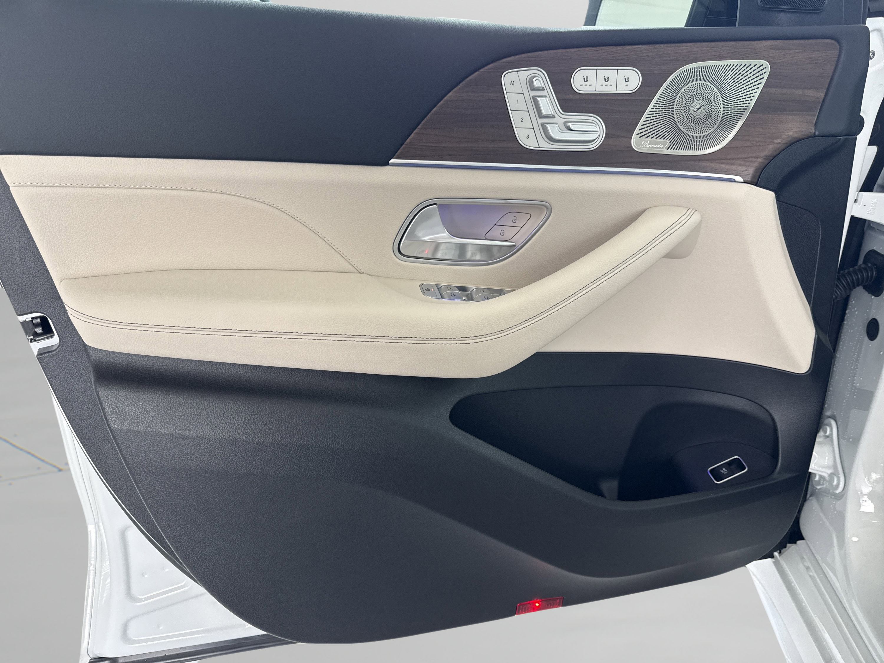 Certified 2026 Mercedes-Benz GLS 450 4MATIC image 21