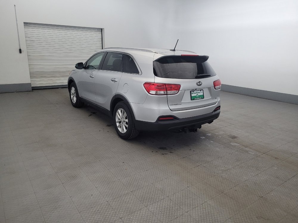 Used 2018 Kia Sorento LX AWD/4WD image 5