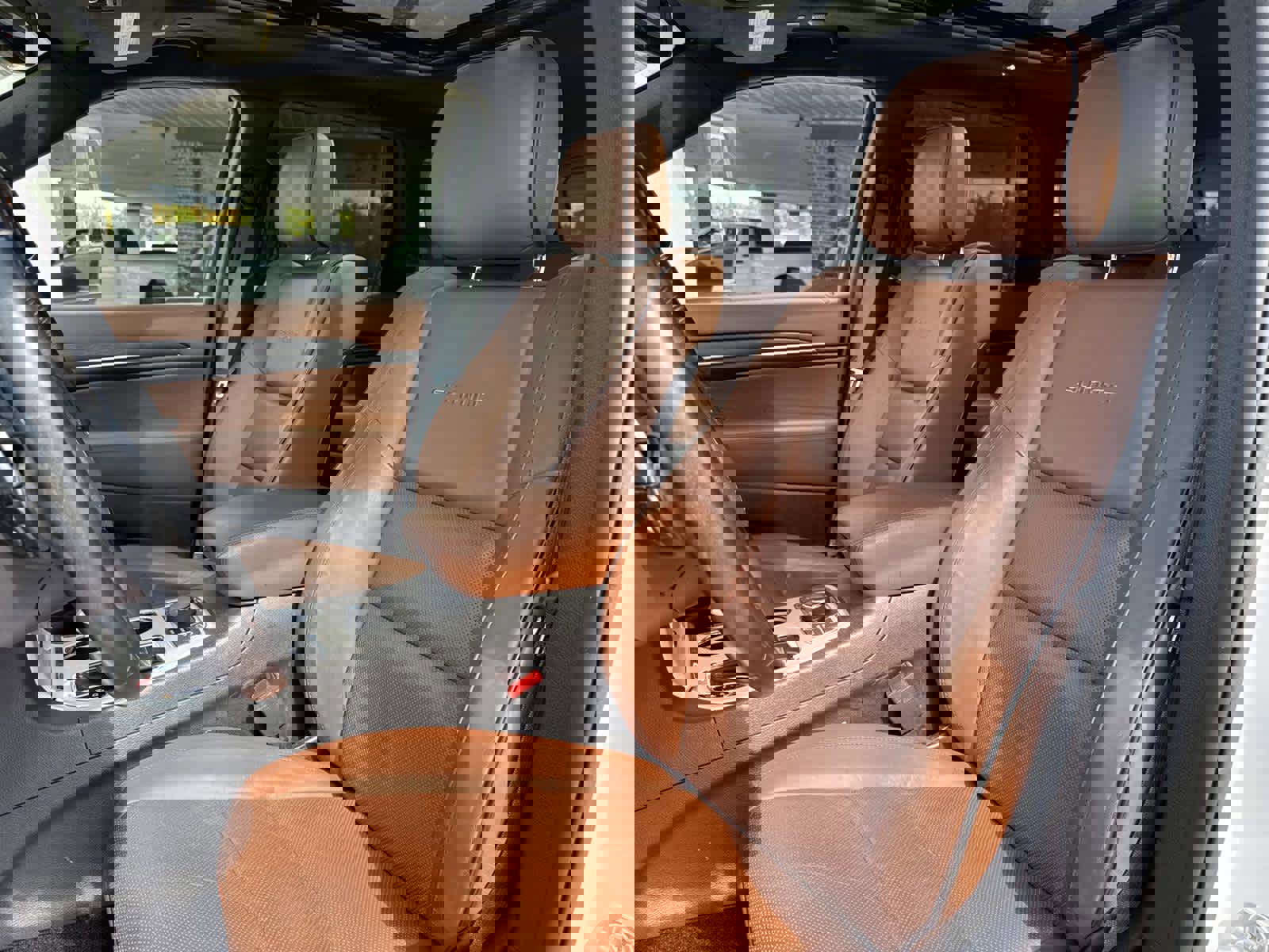 Used 2021 Jeep Grand Cherokee Summit w/ Platinum Series Group image 32