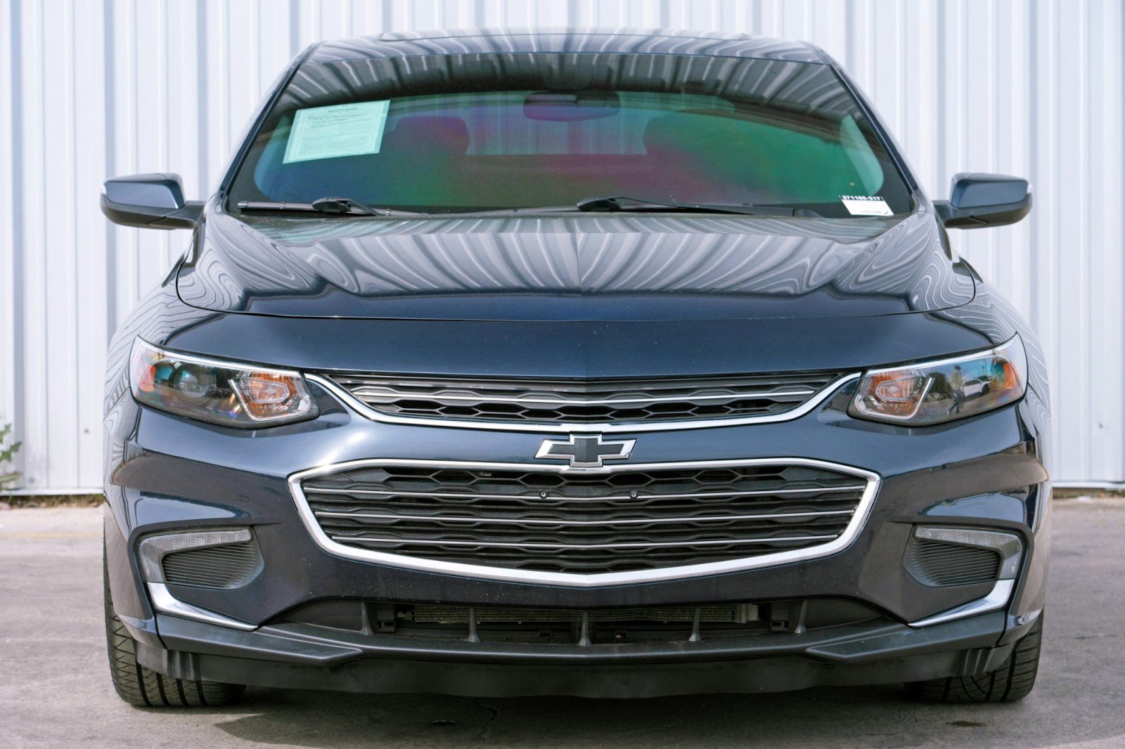 Used 2017 Chevrolet Malibu Premier w/ Premier Sun and Wheel Package image 6