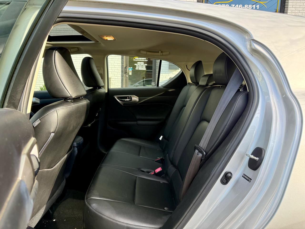 Used 2014 Lexus CT 200h FWD image 18