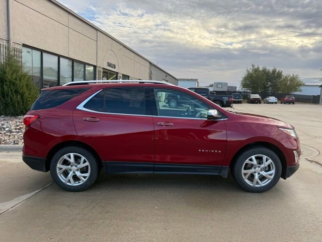 Used 2018 Chevrolet Equinox Premier image 4