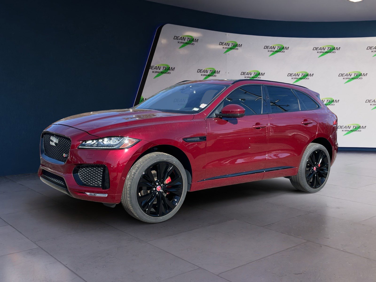 Used 2017 Jaguar F-PACE S image 2