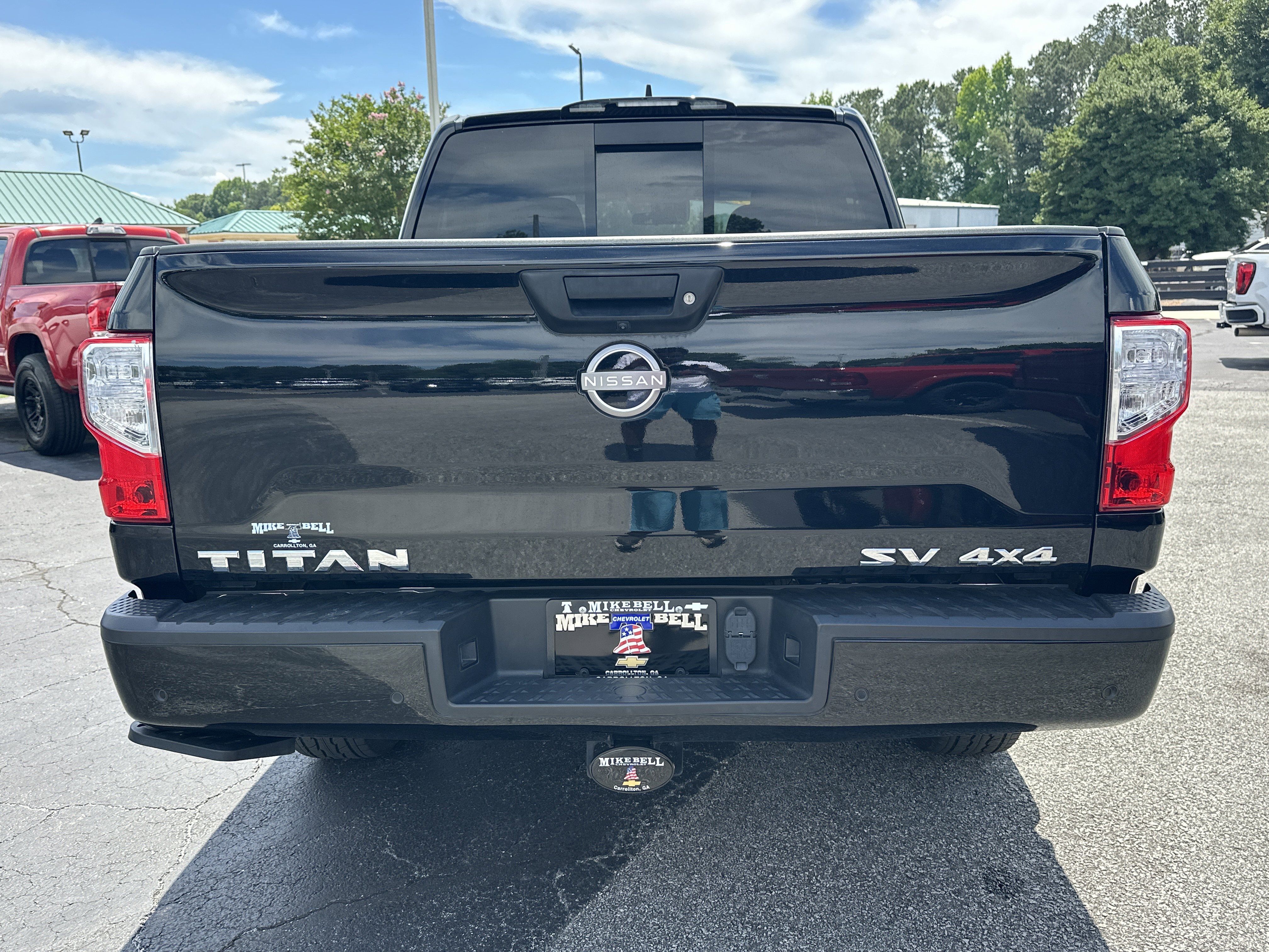 Used 2024 Nissan Titan SV w/ Accessory Utility Package AWD/4WD image 6