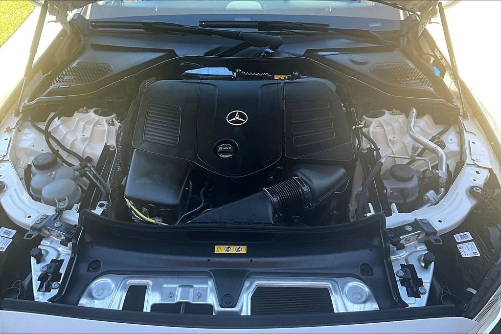 Used 2025 Mercedes-Benz E 350 Sedan image 13