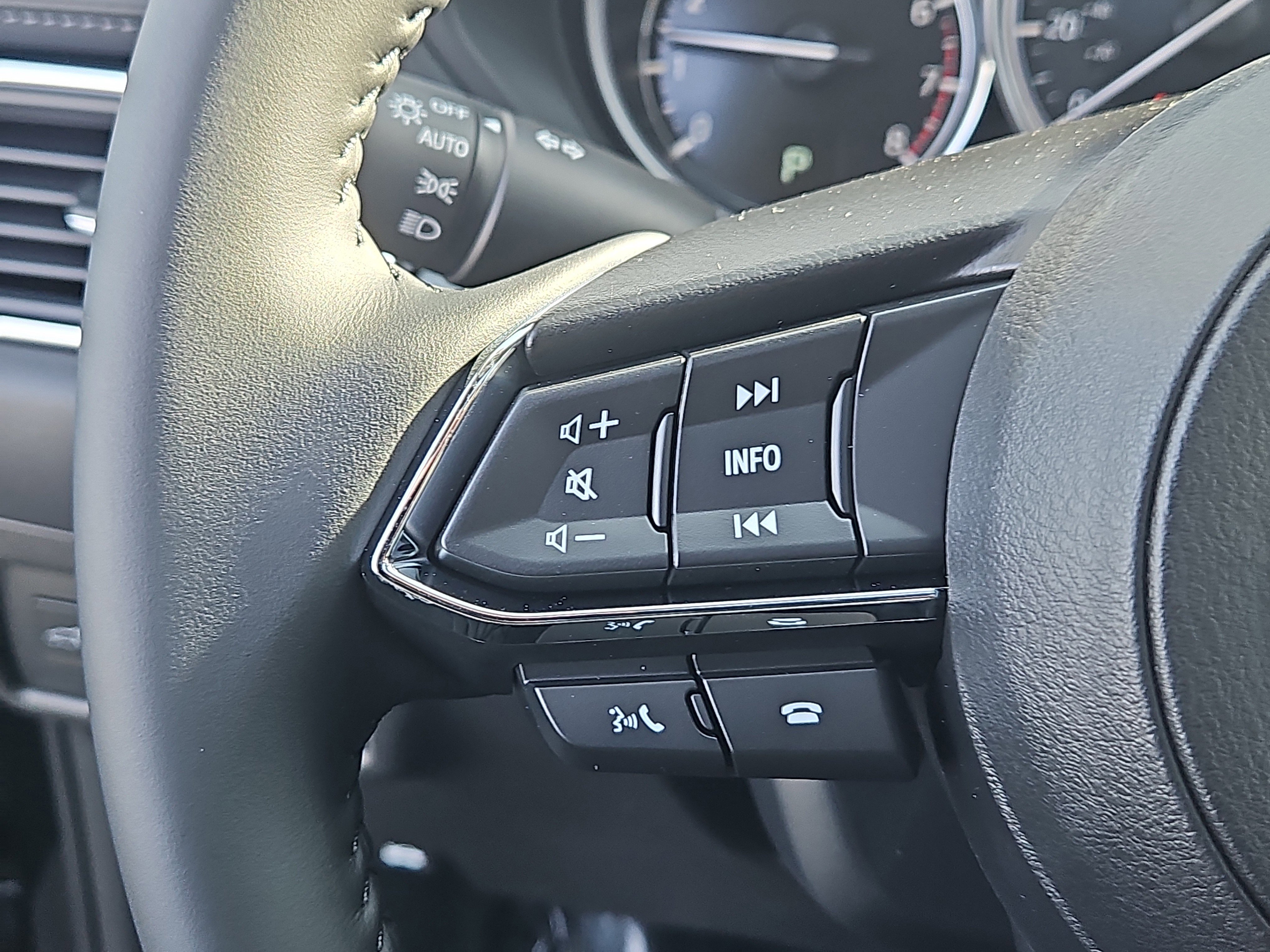 New 2025 MAZDA CX-5 AWD 2.5 S w/ Preferred Package image 15