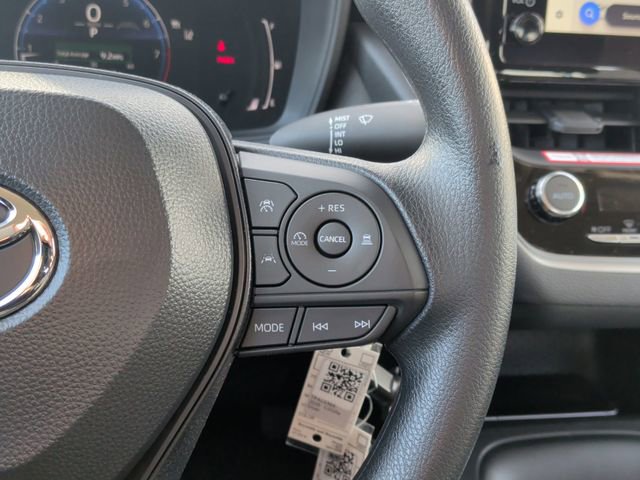 Used 2026 Toyota Corolla LE image 19