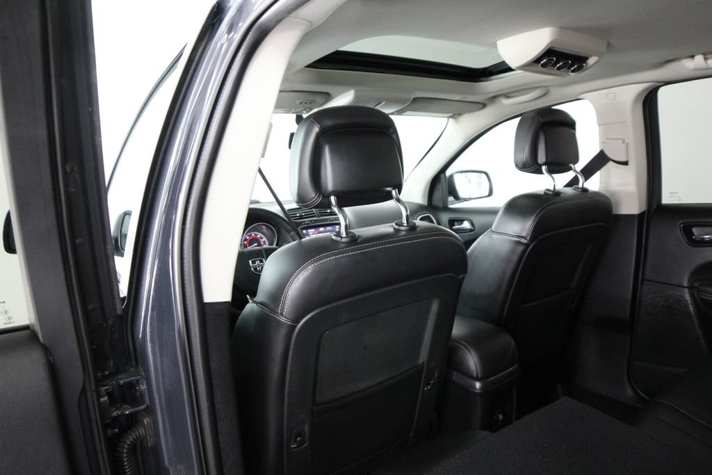 Used 2018 Dodge Journey Crossroad w/ Nav & Sun Group AWD/4WD image 37