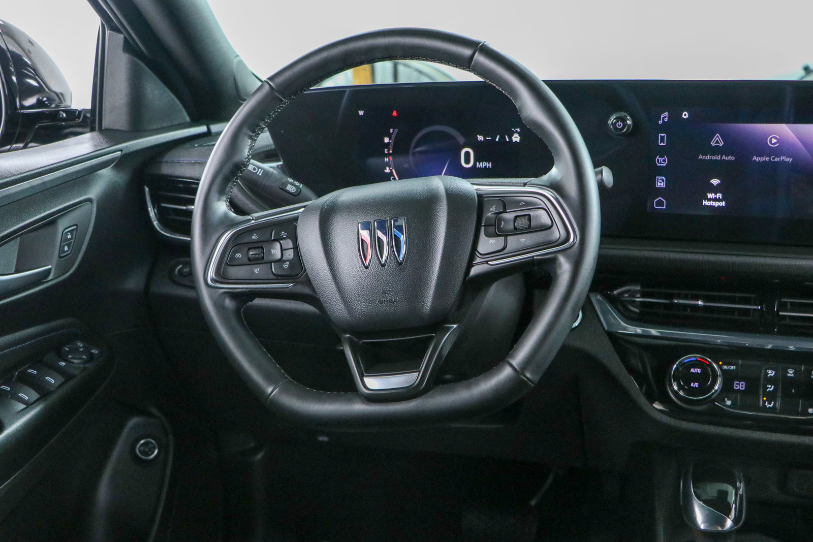 Used 2025 Buick Envista Sport Touring w/ Convenience I Package FWD image 12