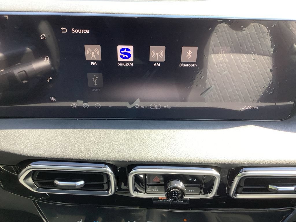 New 2026 Nissan Sentra SV w/ SV Convenience Package FWD image 17
