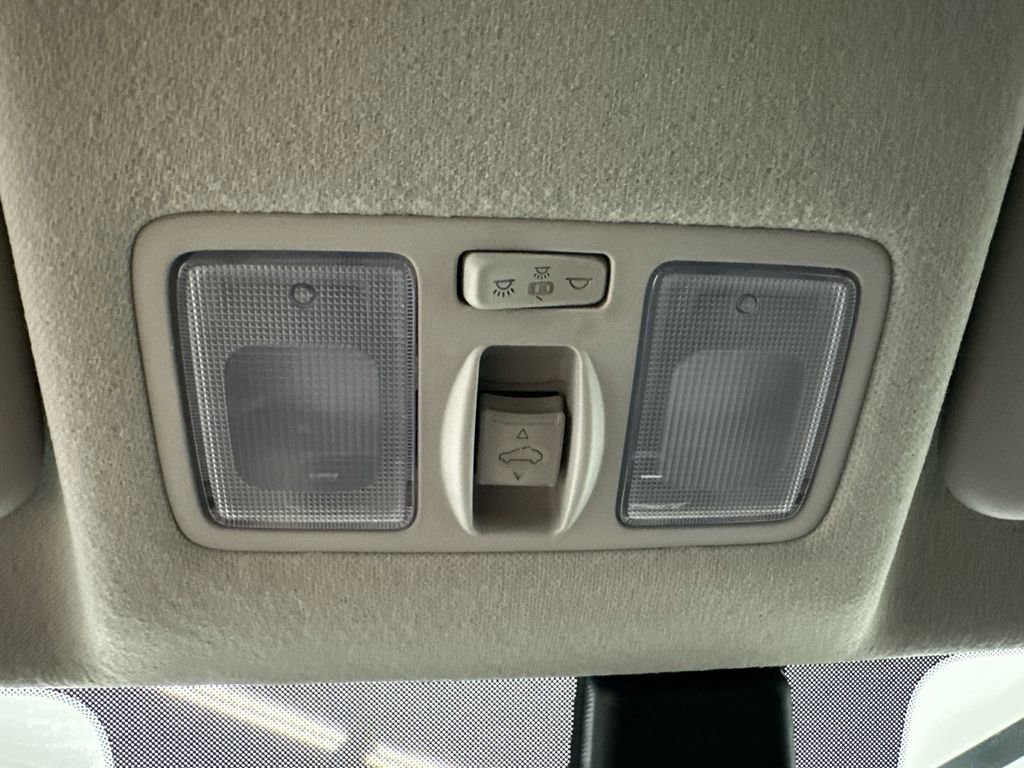 Used 2026 Hyundai Venue SEL FWD image 31