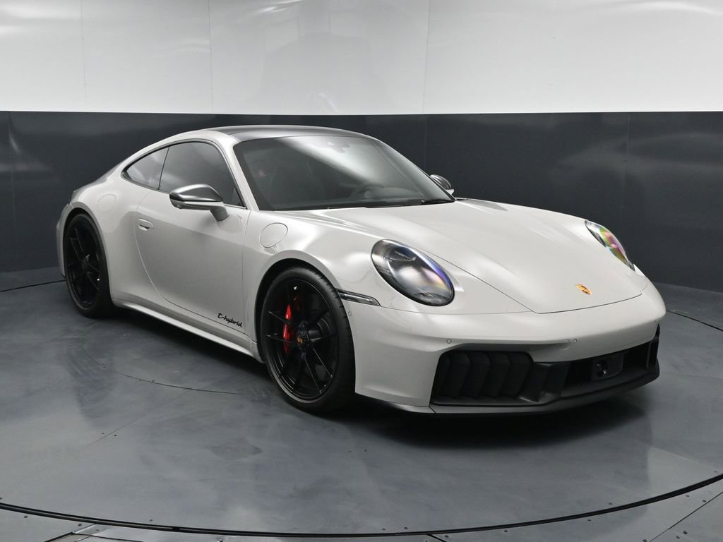 Certified 2026 Porsche 911 Carrera GTS RWD image 12