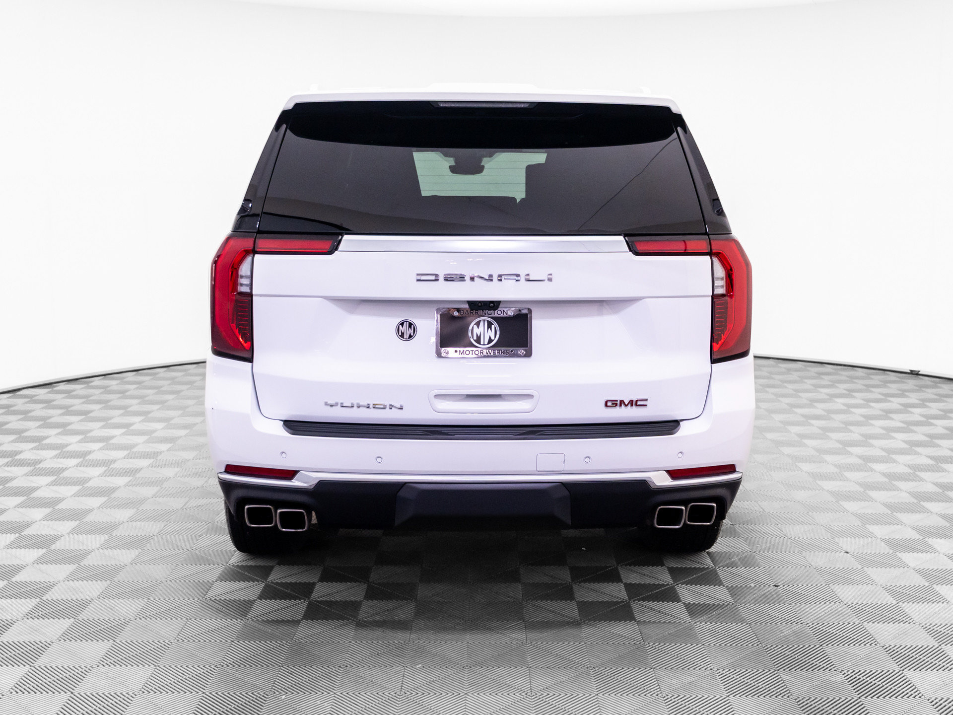 Used 2025 GMC Yukon XL Denali w/ Denali Reserve Package AWD/4WD image 4