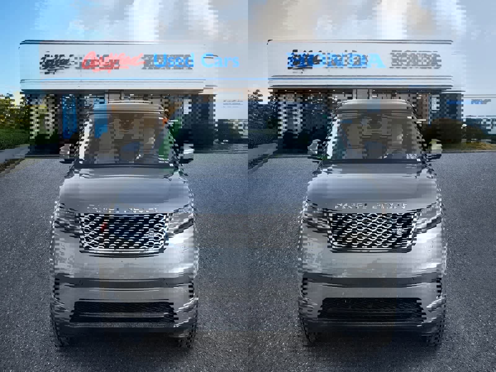 Used 2020 Land Rover Range Rover Velar S image 8