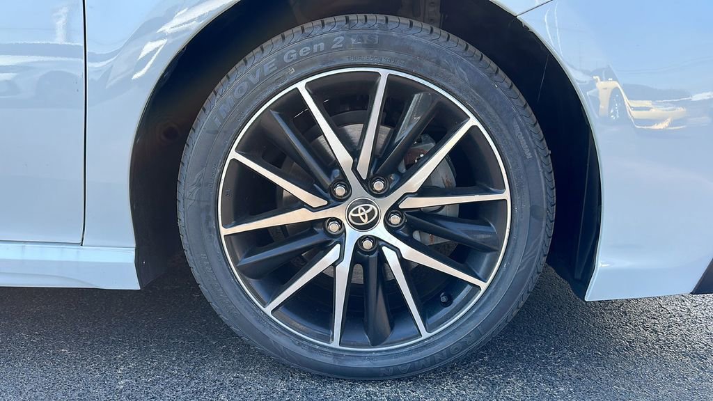 Used 2023 Toyota Camry SE image 14