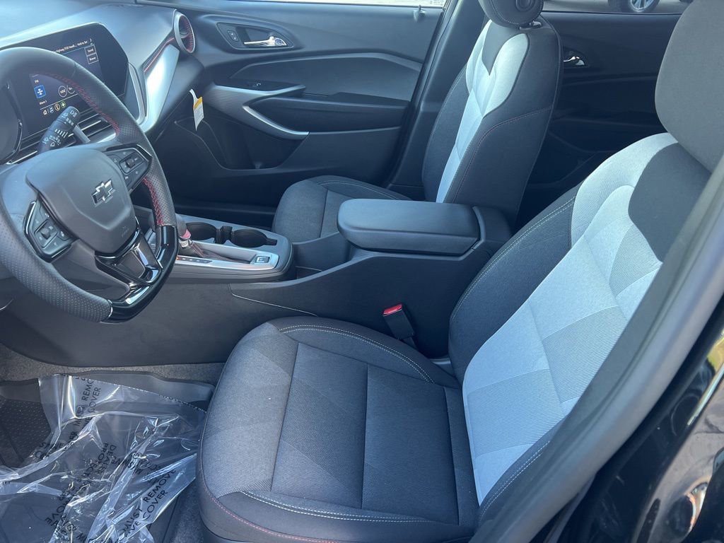 New 2026 Chevrolet Trax RS w/ Driver Confidence Package image 15