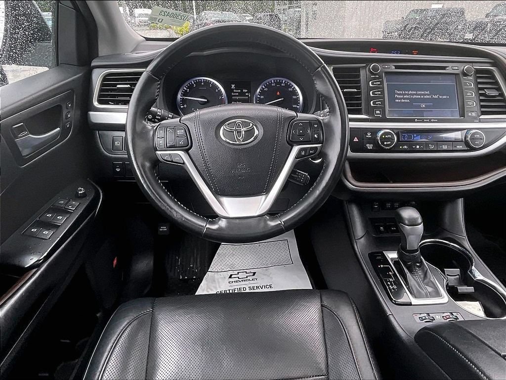 Used 2018 Toyota Highlander Limited w/ Protection Package #3 AWD/4WD image 18