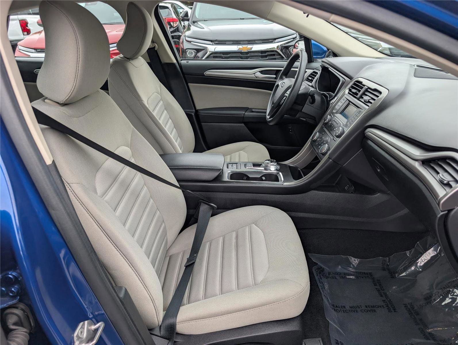 Used 2018 Ford Fusion S FWD image 12