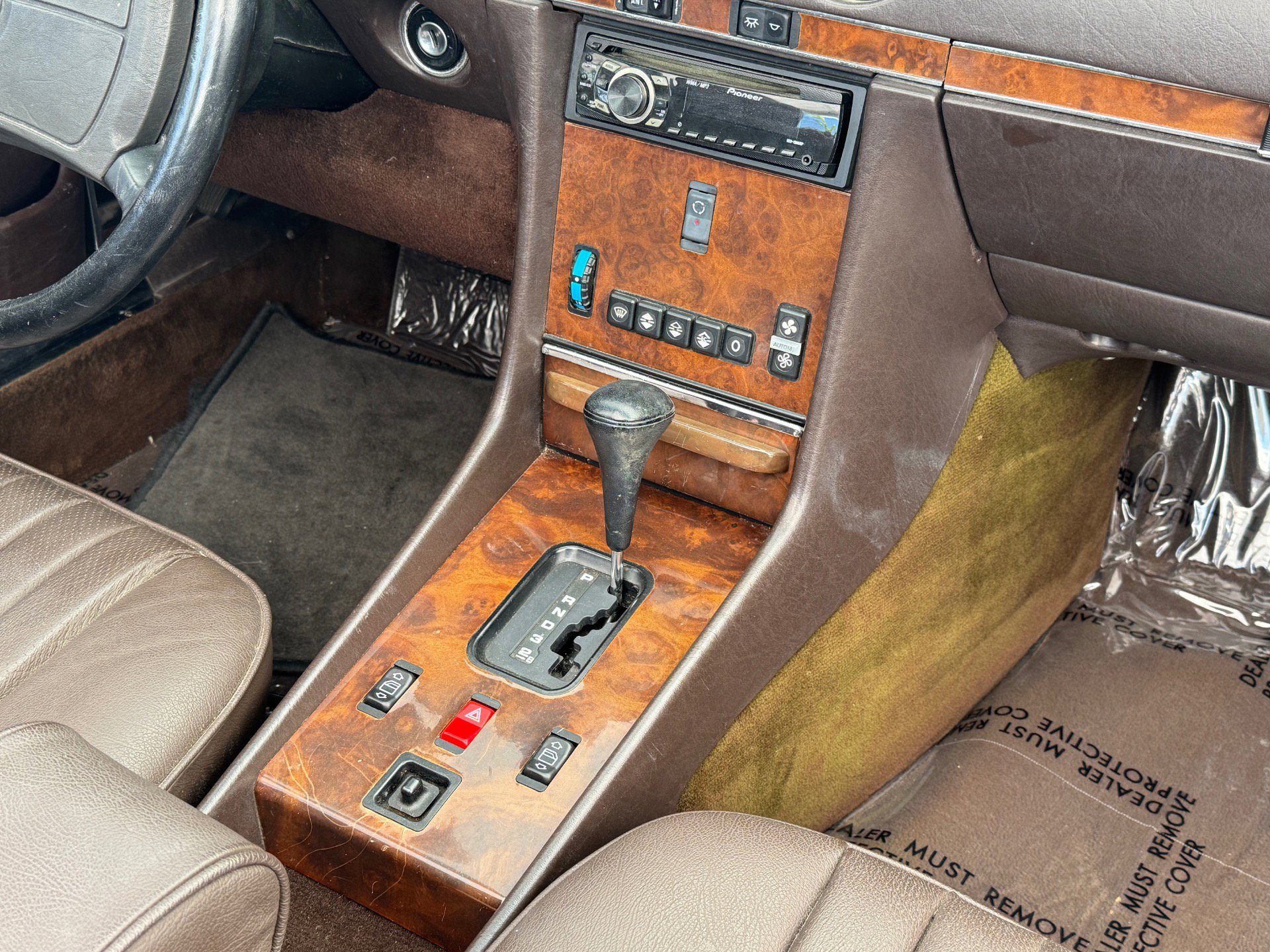 Used 1987 Mercedes-Benz 560 SL image 20