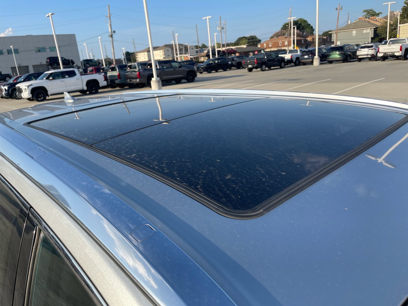 Used 2019 Toyota Highlander Limited Platinum FWD image 10
