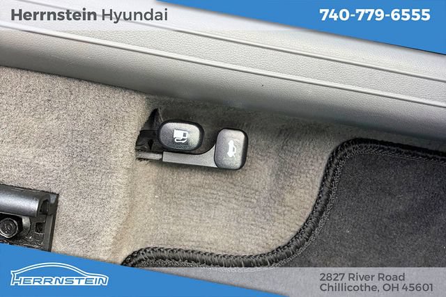 Certified 2025 Hyundai Elantra Sport FWD image 13