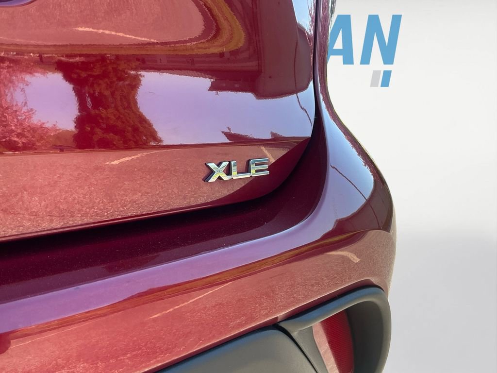 Used 2023 Toyota Highlander XLE FWD image 19