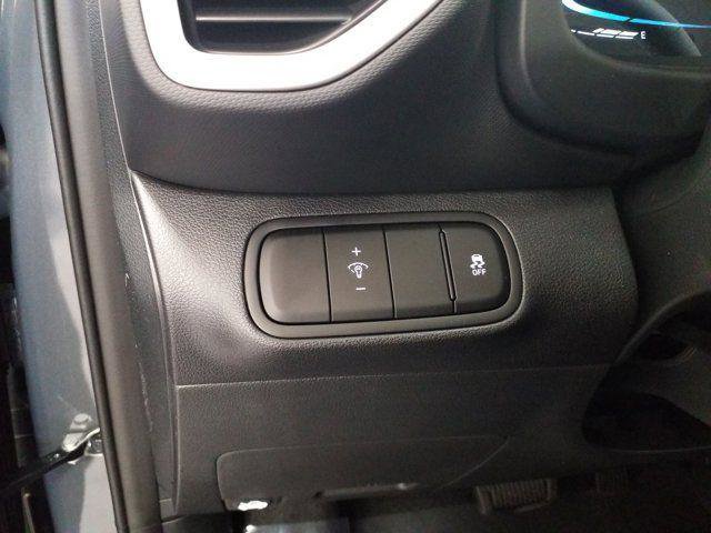 New 2026 Hyundai Venue SEL FWD image 10