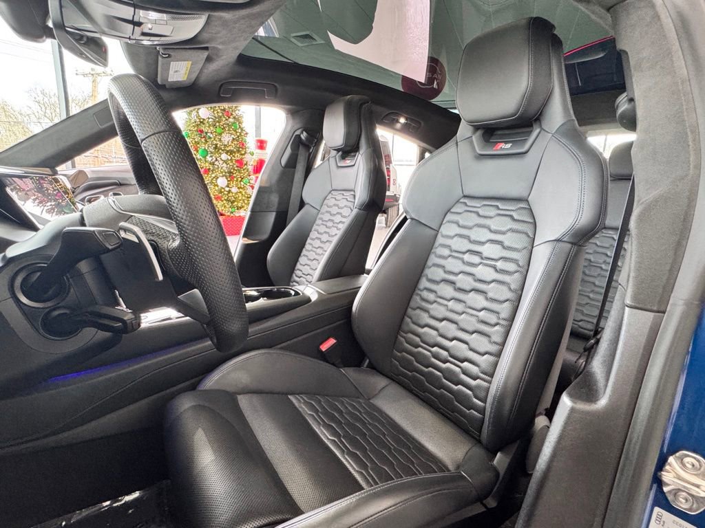 Used 2023 Audi RS e-tron GT w/ Carbon Performance Package image 18
