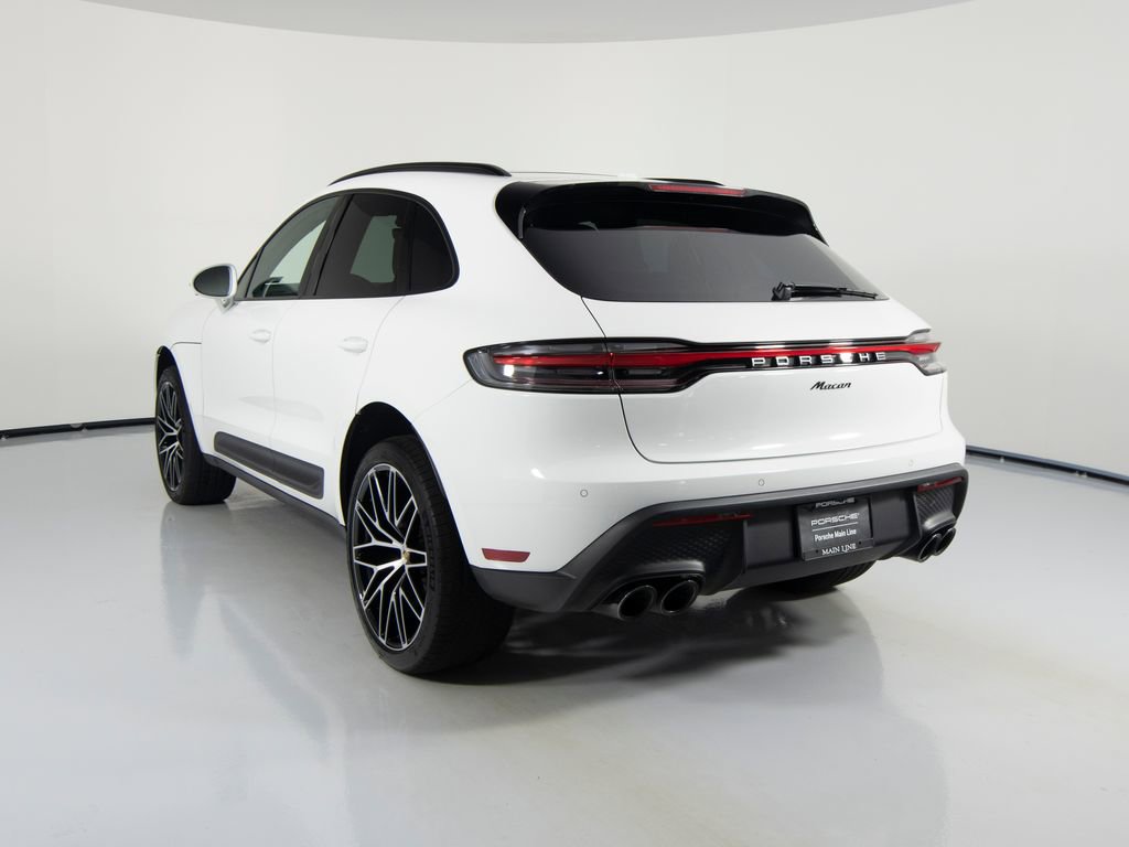 Certified 2026 Porsche Macan AWD/4WD image 8