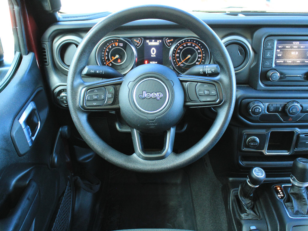 Certified 2021 Jeep Gladiator Sport AWD/4WD image 13