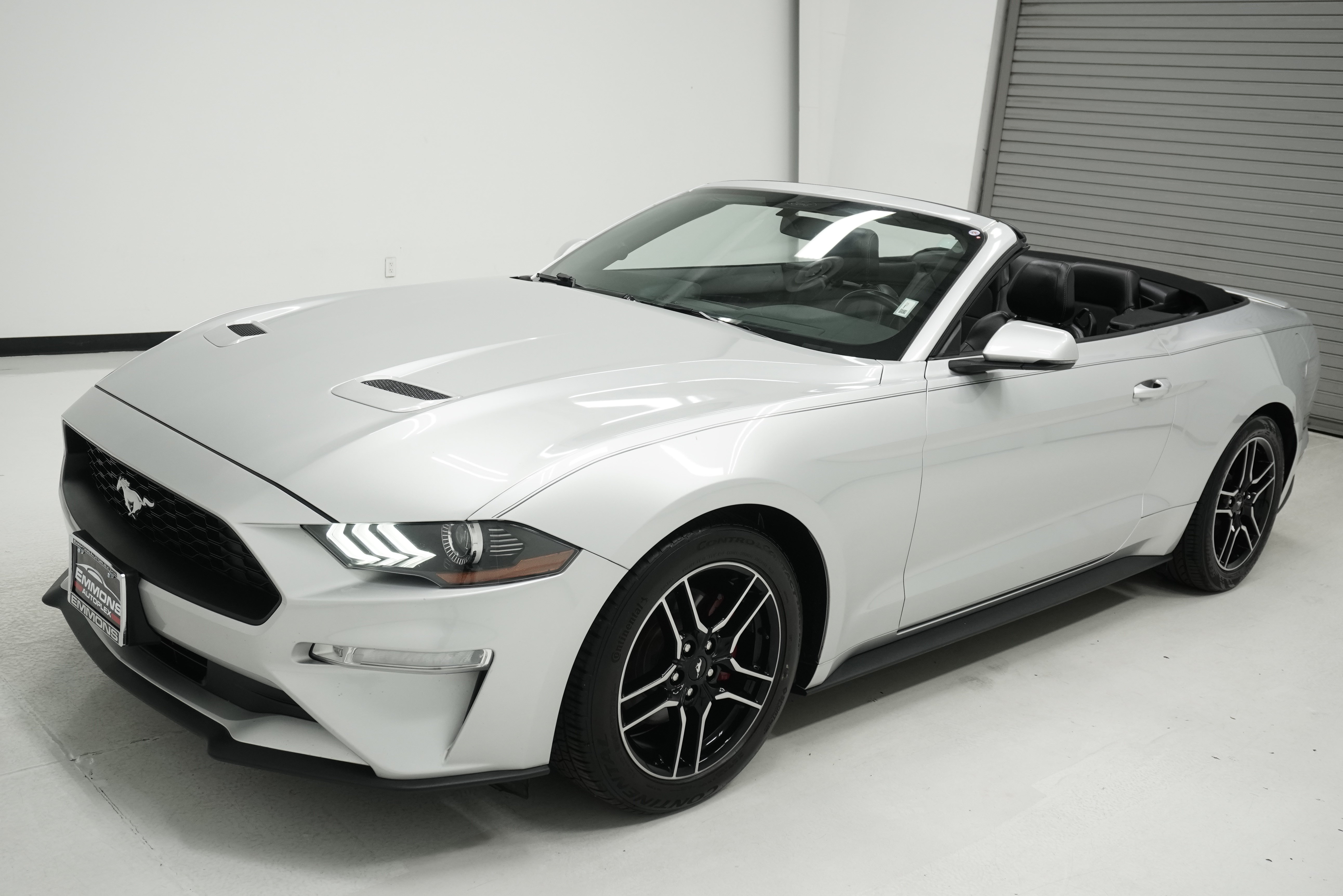 Used 2019 Ford Mustang Premium RWD image 8