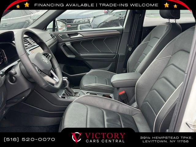 Used 2022 Volkswagen Tiguan SEL R-Line image 13