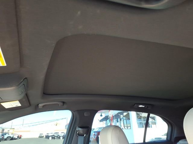 Used 2025 Cadillac XT4 Premium Luxury w/ Technology Package image 11