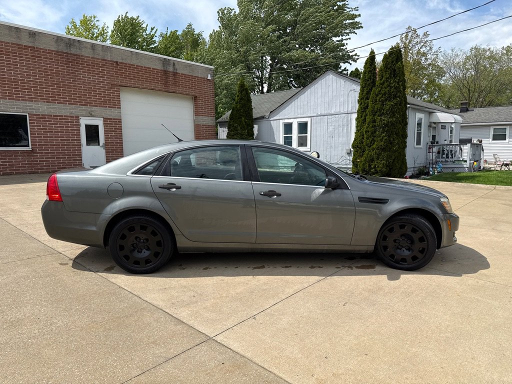 Used 2013 Chevrolet Caprice RWD image 4