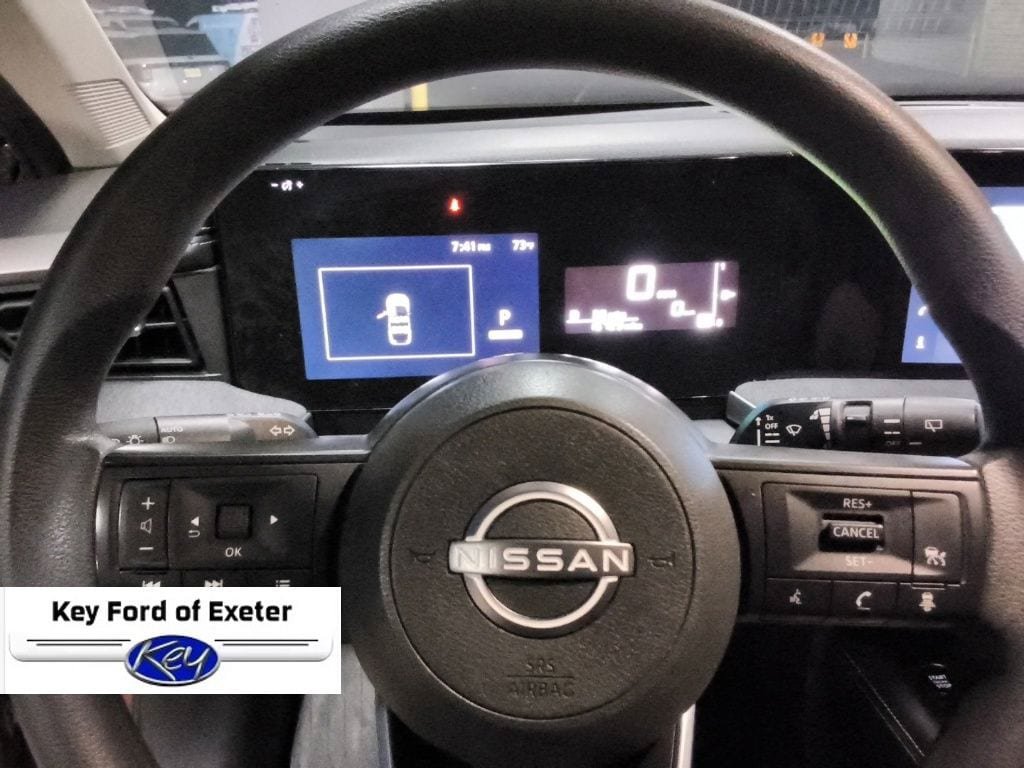 Used 2025 Nissan Kicks SV AWD/4WD image 20