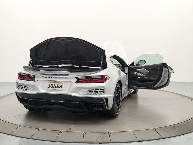 New 2026 Chevrolet Corvette E-Ray w/ ZER Performance Package image 14