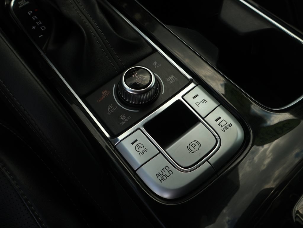 Certified 2022 Kia Telluride SX w/ SX Prestige Package AWD/4WD image 37