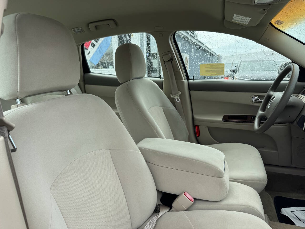Used 2007 Buick LaCrosse CX FWD image 31