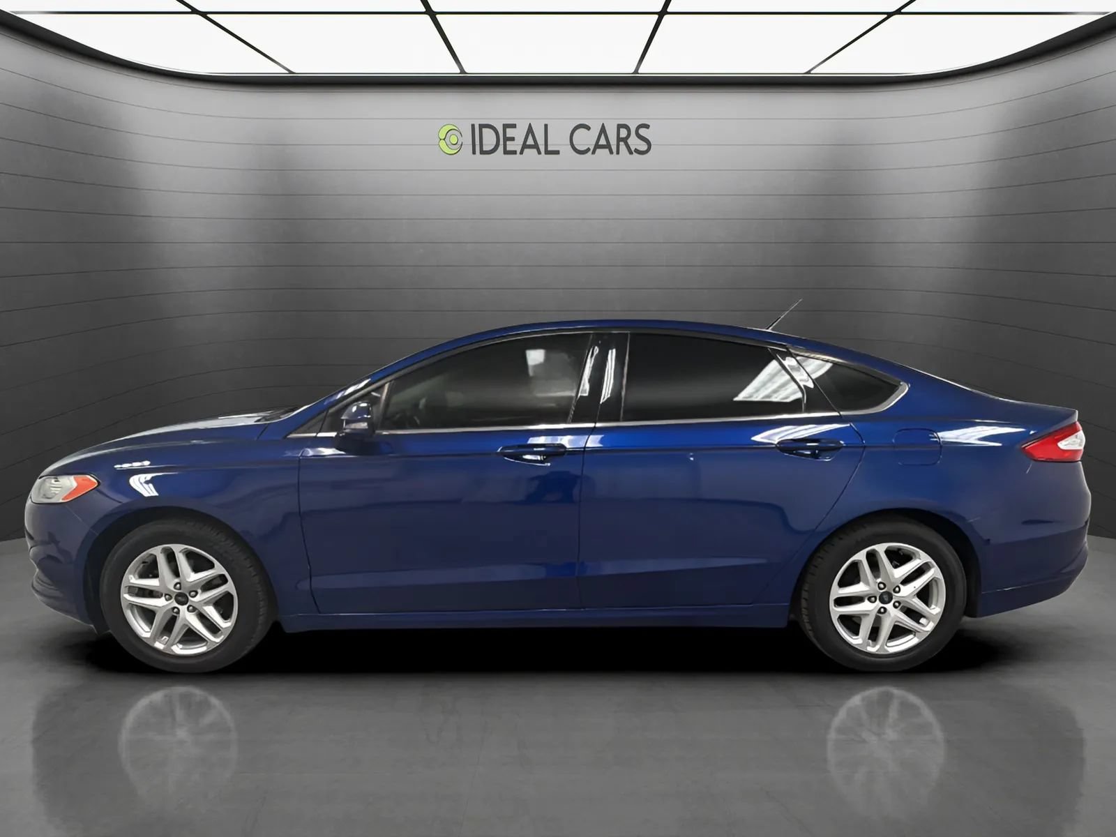 Used 2016 Ford Fusion SE FWD image 8