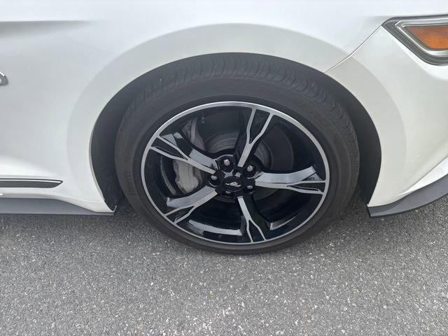 Used 2017 Ford Mustang GT Premium w/ Equipment Group 401A RWD image 9