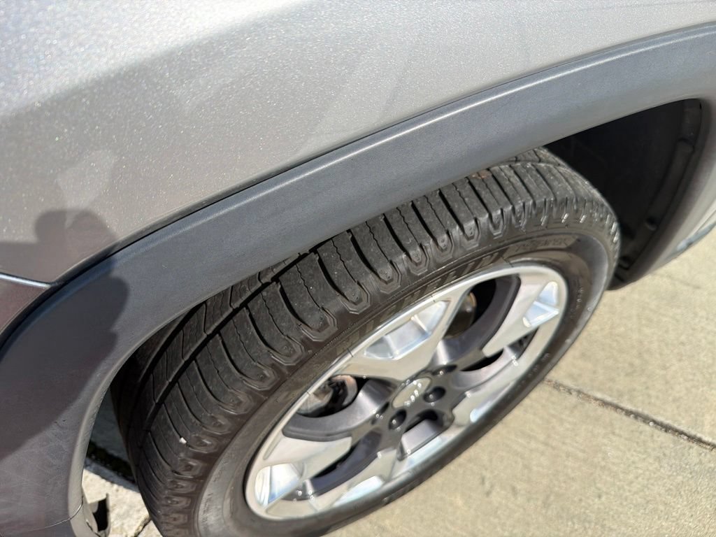 Used 2019 Jeep Compass Limited FWD image 11