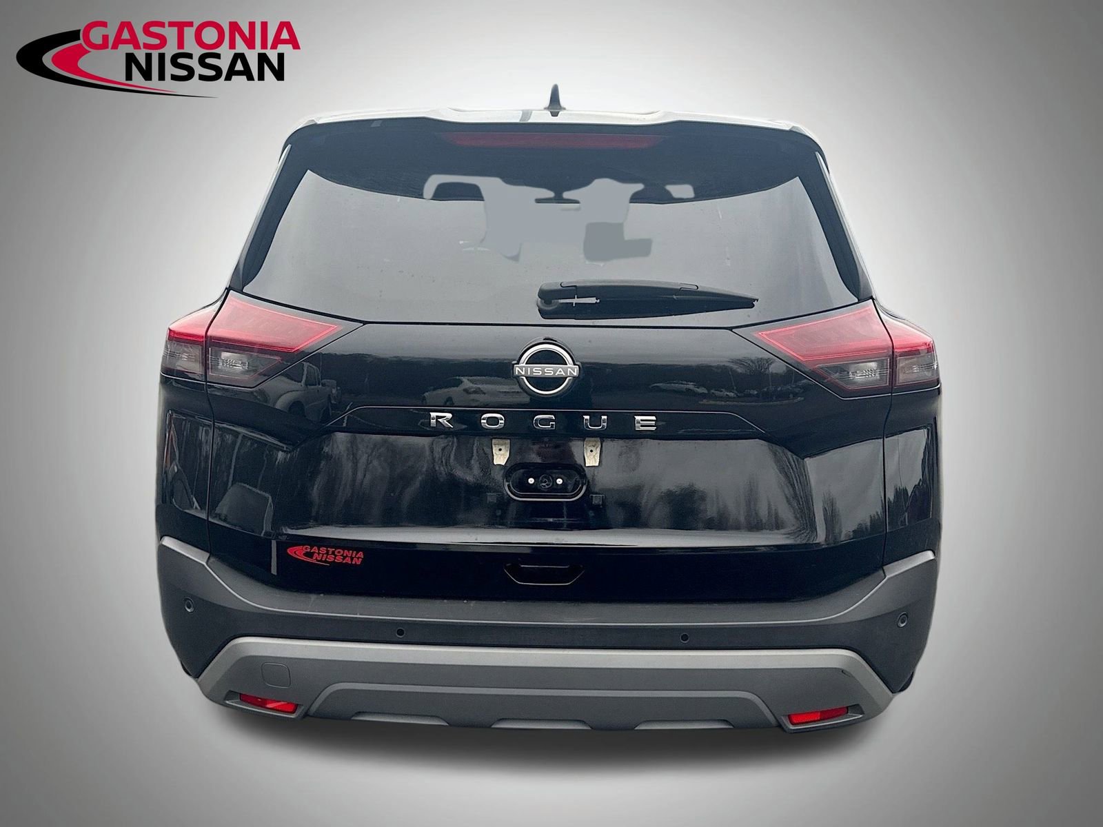 Used 2023 Nissan Rogue S image 7